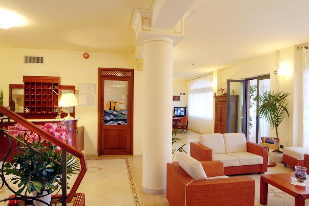 Hotel Parco Delle Cale Puntone di Scarlino Exteriör bild