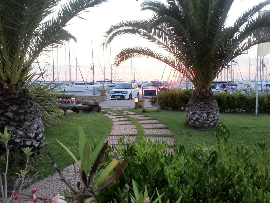 Hotel Parco Delle Cale Puntone di Scarlino Exteriör bild